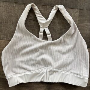 Zyia White Sports Bra with Adjustable Straps and Triangular Cut